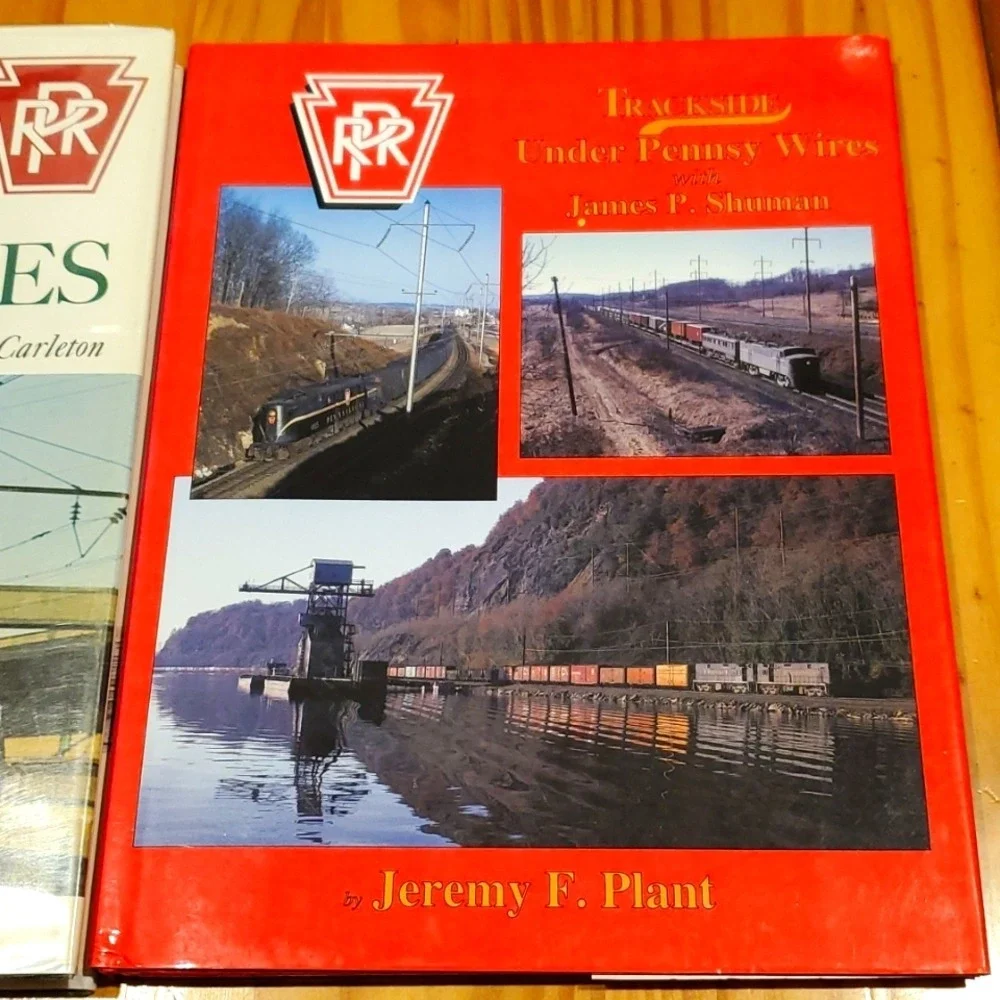 2 Pennsylvania‎ Railroad coffee table books